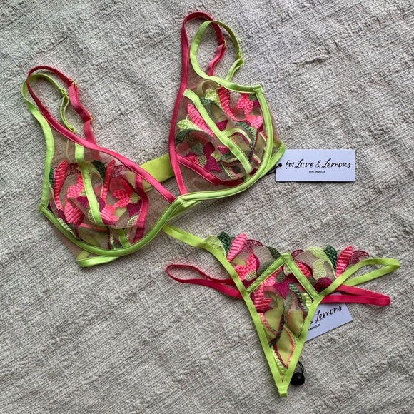 🍋For Love and Lemons 🍋 Petunia Set 32D XXS